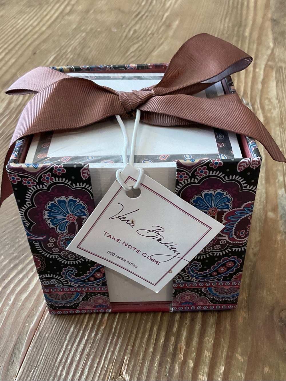 Vera Bradley Brown Ribbon Paisley Take Note Cube